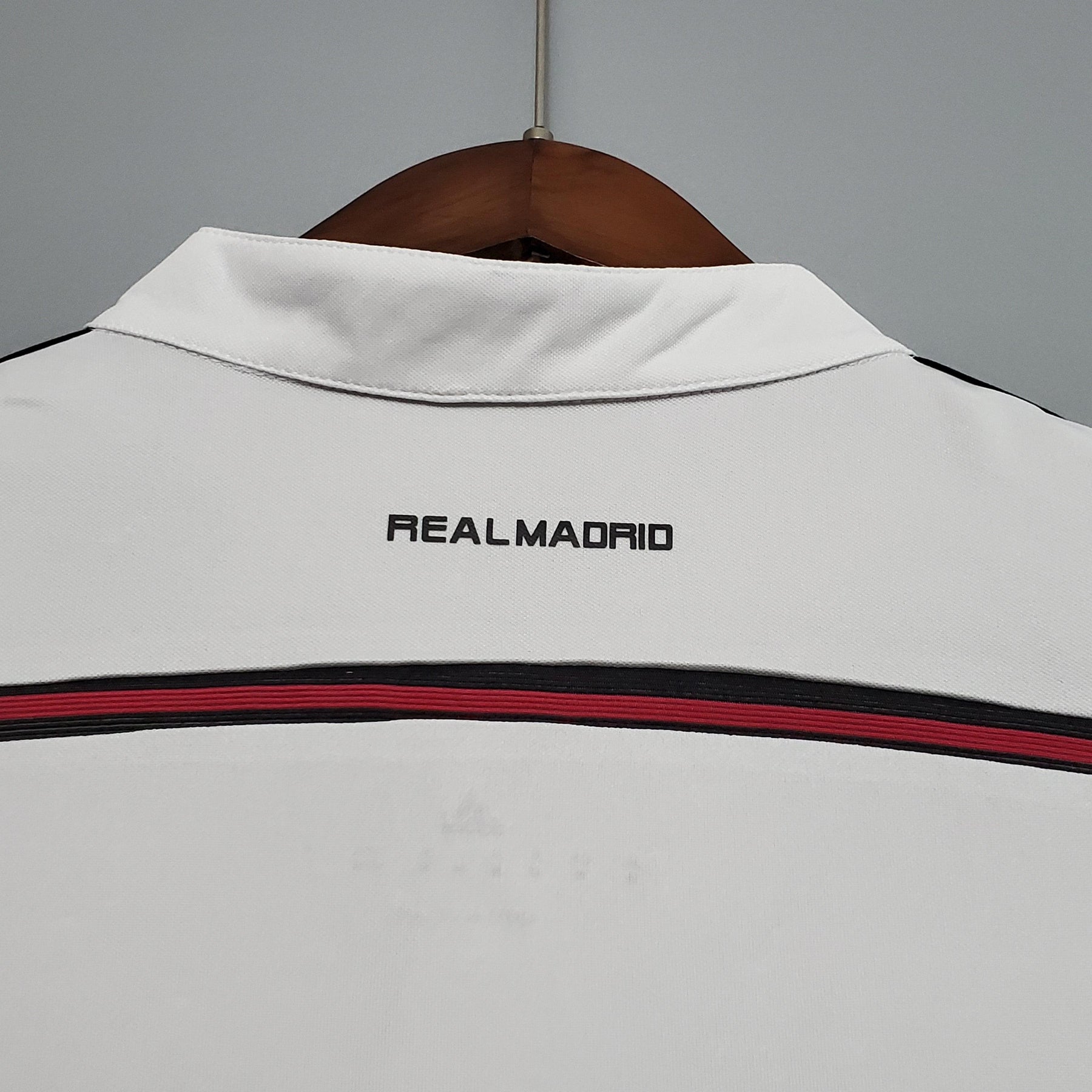 Camisa Retrô Real Madrid 2014/15 Home - ResPeita Sports