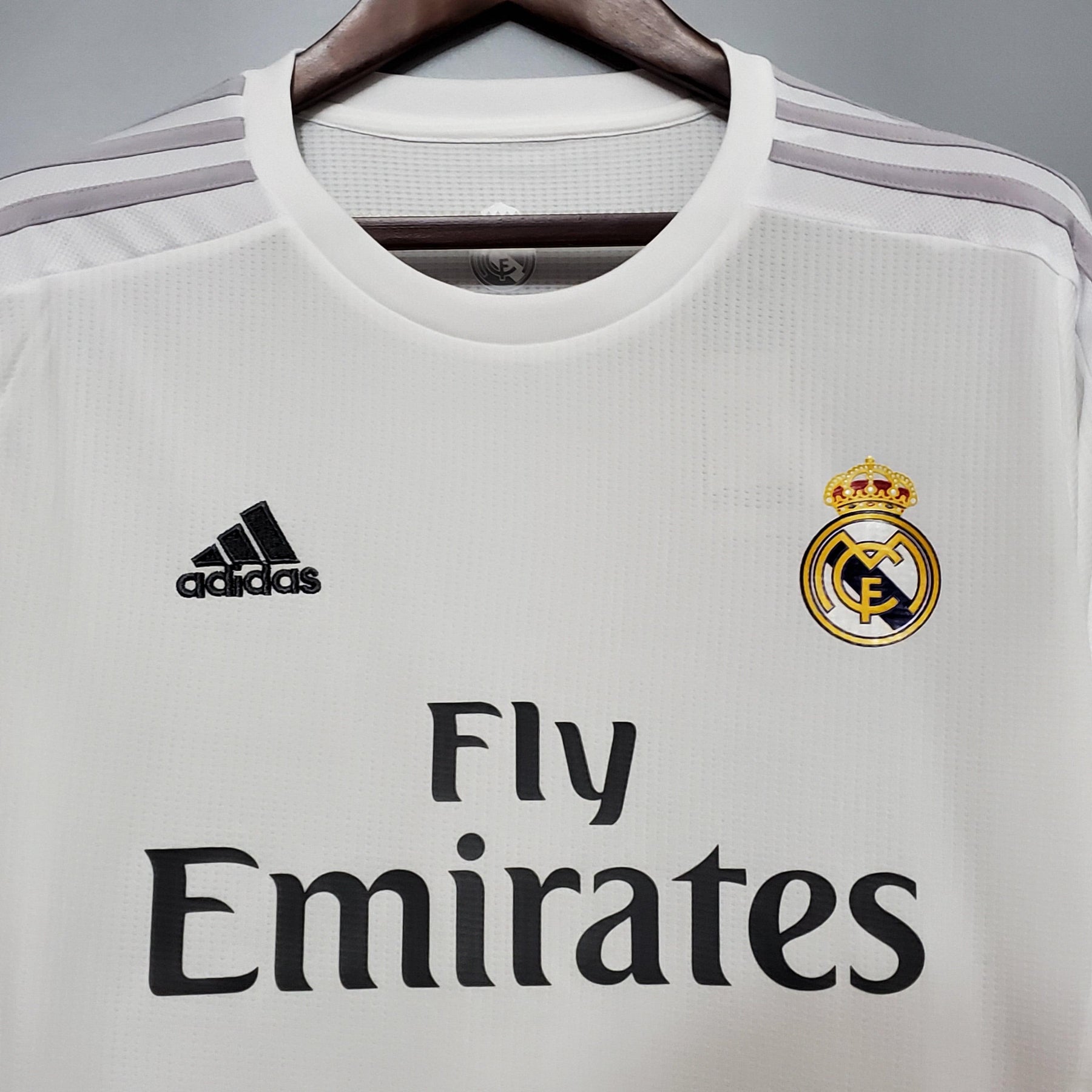 Camisa Retrô Real Madrid 2015/16 Home - ResPeita Sports