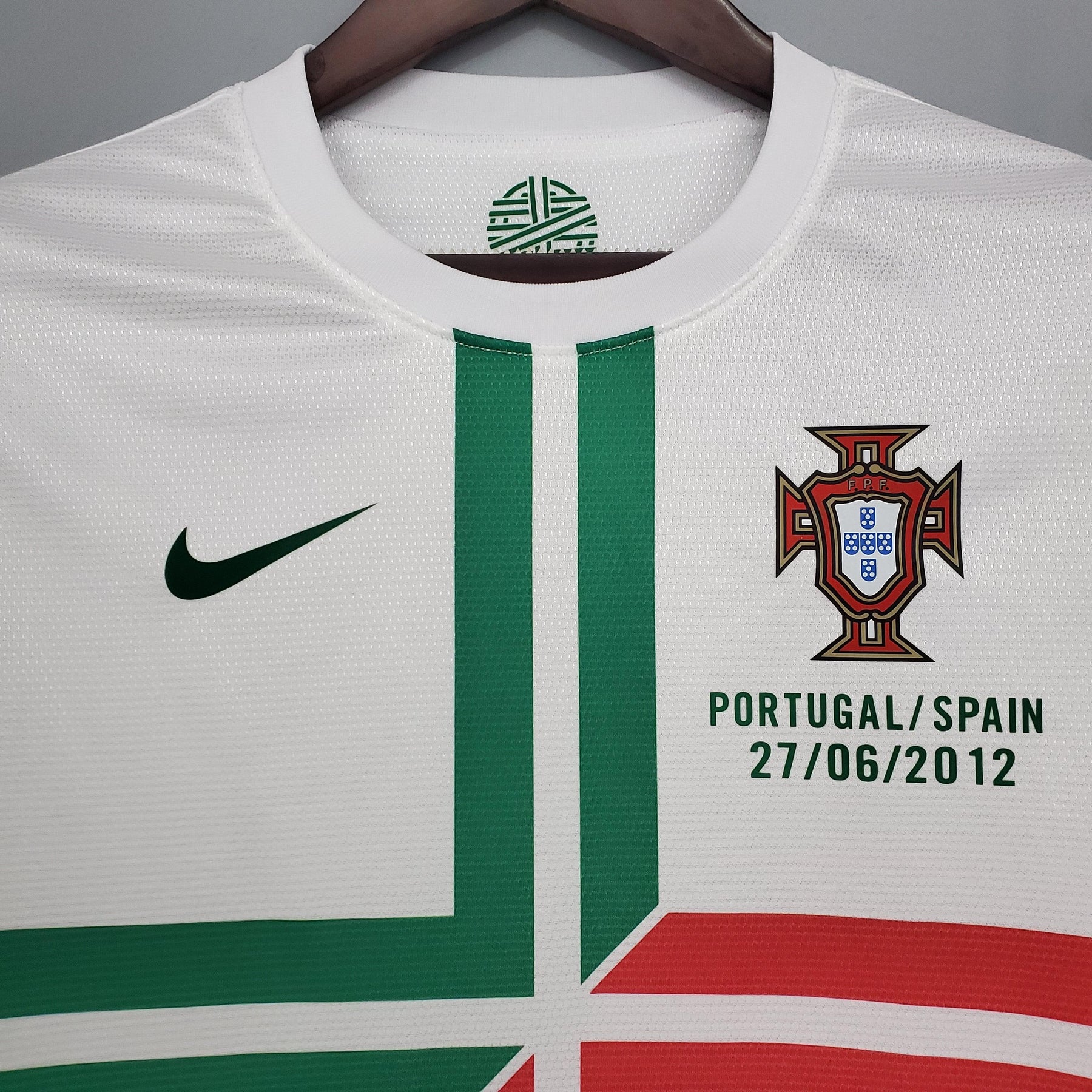 Camisa Retrô Seleção Portugal 2012/12 Away - ResPeita Sports