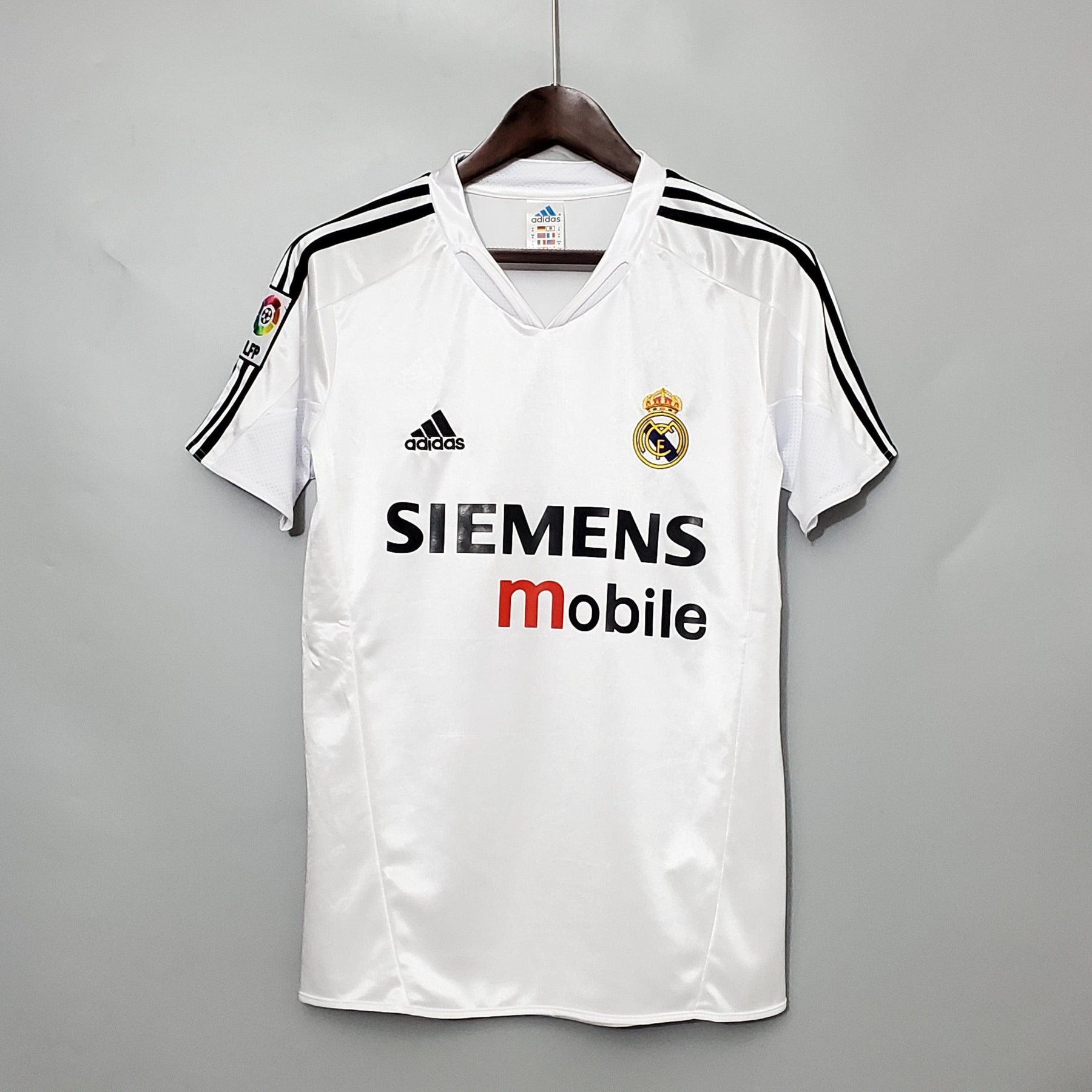 Camisa Retrô Real Madrid 2004/05 Home - ResPeita Sports